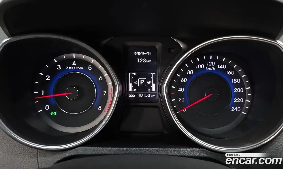 Hyundai Avante 2015 1.6 автомат (гидро), фото 8