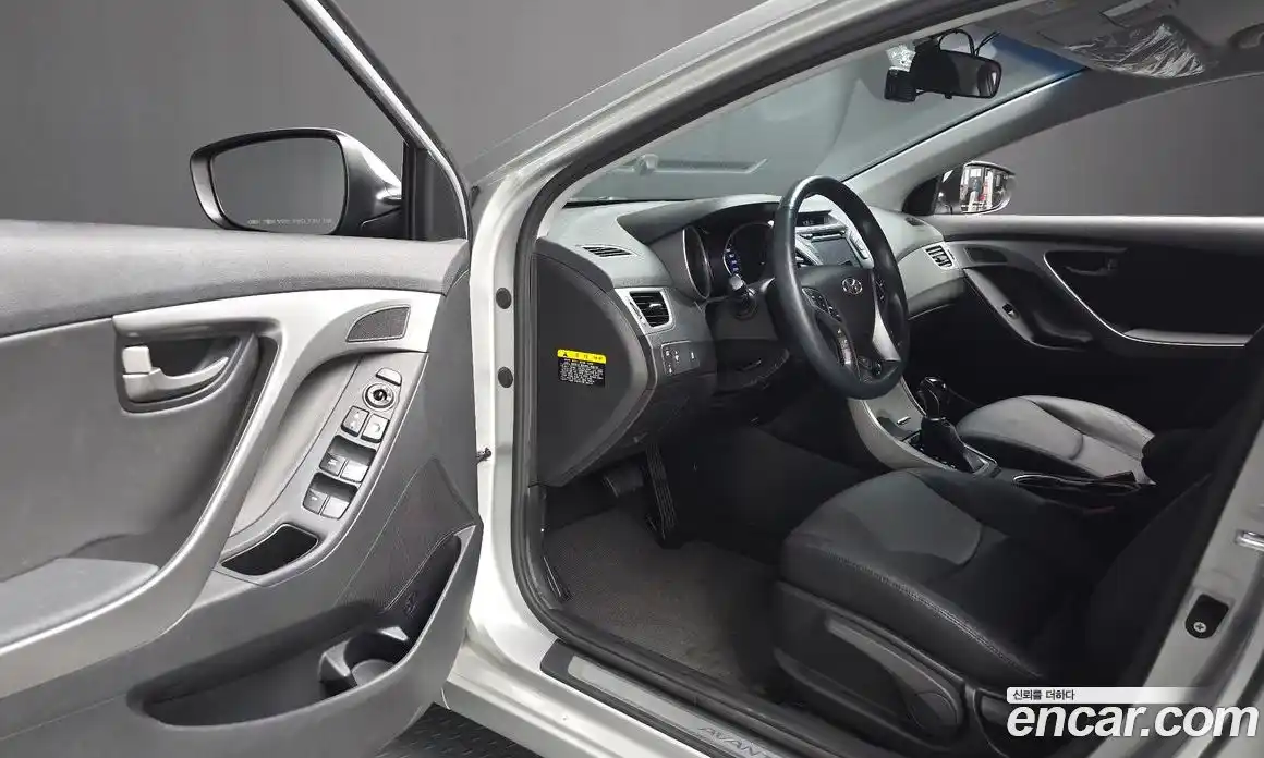 Hyundai Avante 2015 1.6 автомат (гидро), фото 10