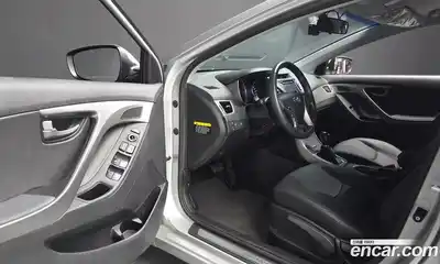 Hyundai Avante 2015 1.6 автомат (гидро), миниатюра 10