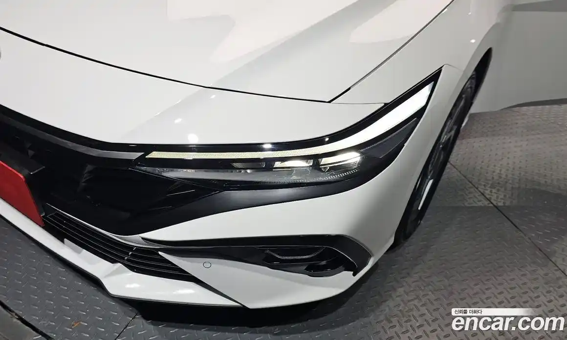 Hyundai Avante 2025 1.6 автомат (гидро), фото 8