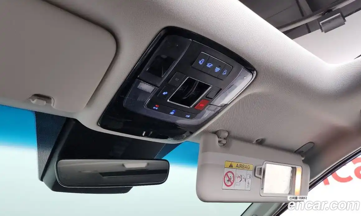 Hyundai Staria 2025 2.2 автомат (гидро), фото 28