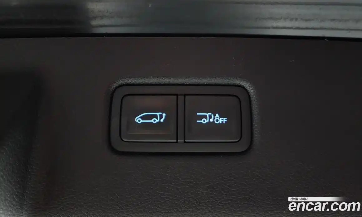 Hyundai Staria 2025 2.2 автомат (гидро), фото 32