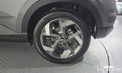 Hyundai Venue 2023 1.6 автомат (гидро), миниатюра 7