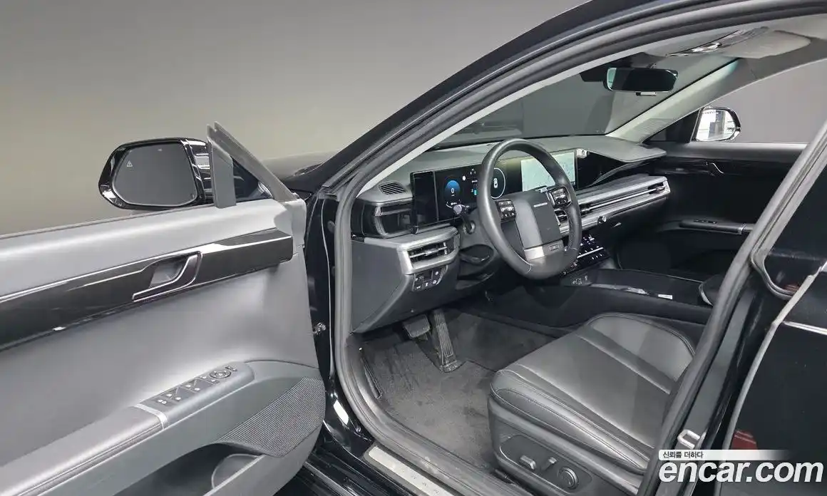 Hyundai Grandeur 2023 1.6 автомат (гидро), фото 13