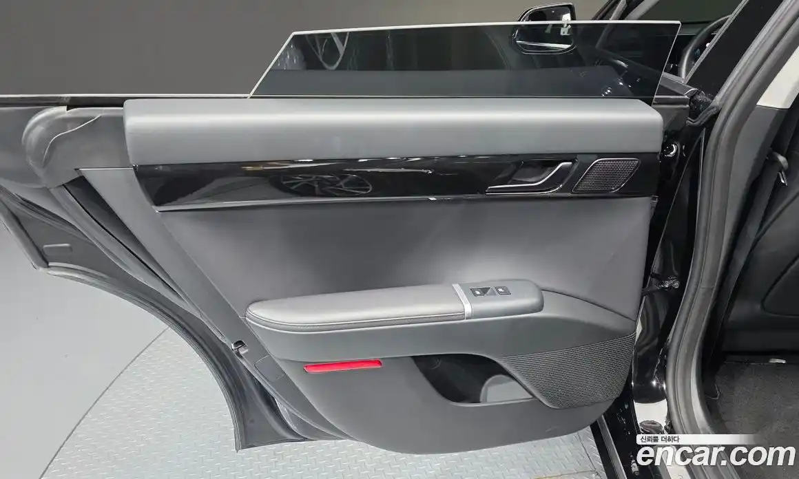 Hyundai Grandeur 2023 1.6 автомат (гидро), фото 15