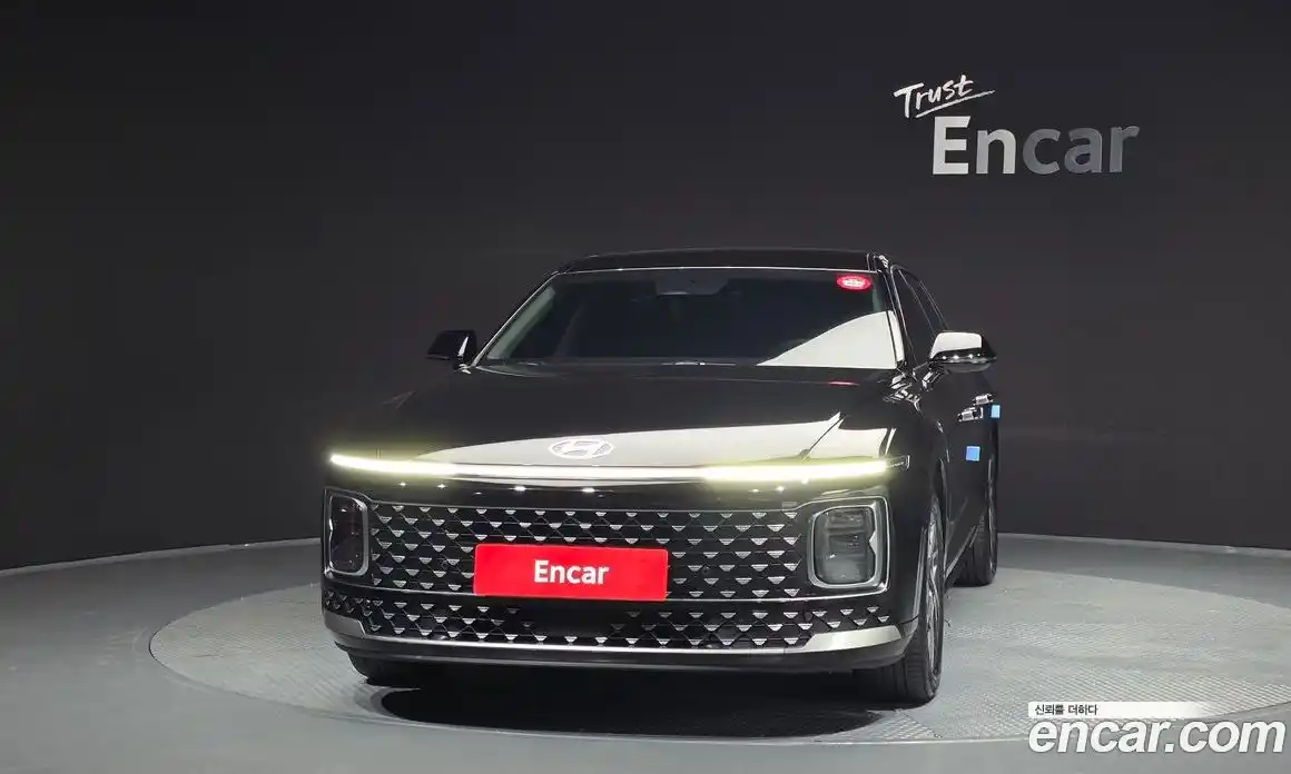 Hyundai Grandeur 2023 1.6 автомат (гидро), фото 3