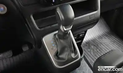 Hyundai Staria 2023 2.2 автомат (гидро), миниатюра 11