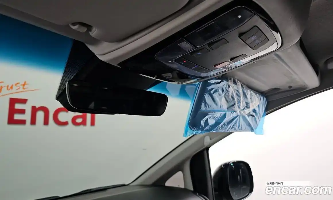 Hyundai Staria 2023 2.2 автомат (гидро), фото 26