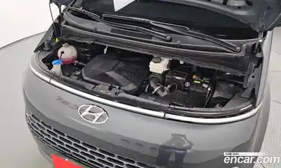 Hyundai Staria 2023 2.2 автомат (гидро), миниатюра 5