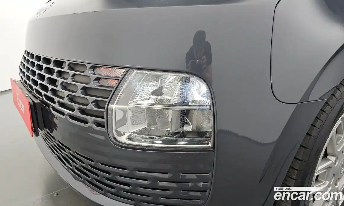 Hyundai Staria 2023 2.2 автомат (гидро), фото 7