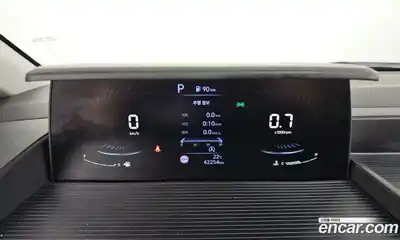 Hyundai Staria 2023 2.2 автомат (гидро), миниатюра 10