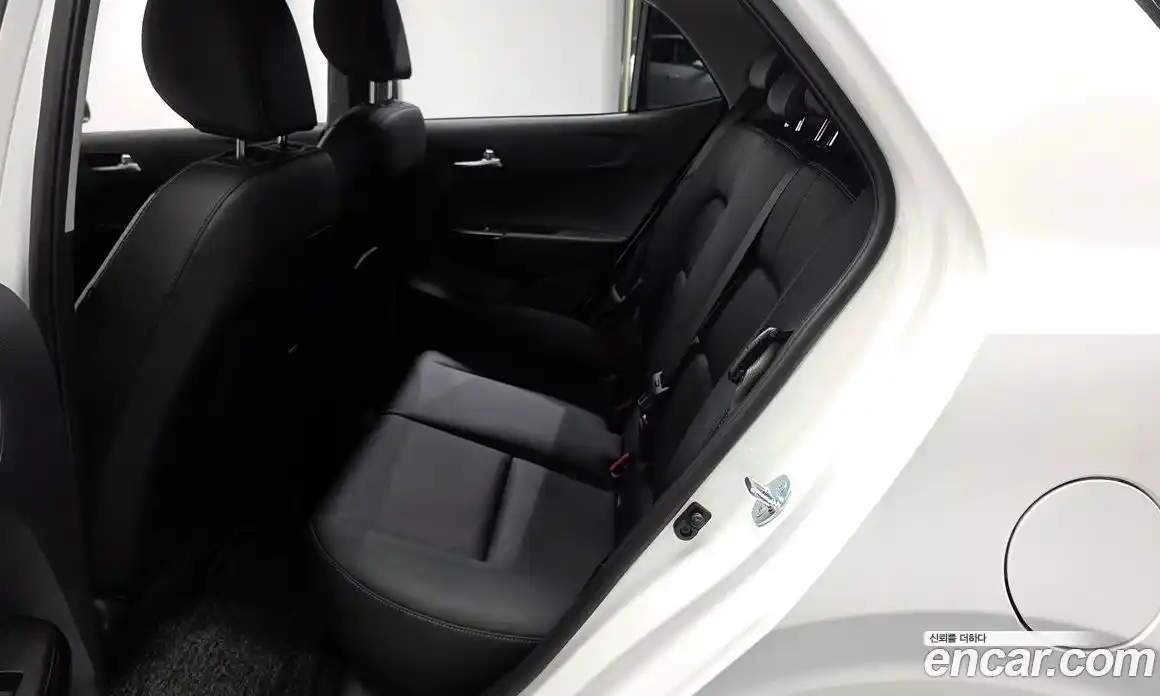 Kia Morning 2026 1.0 автомат (гидро), фото 18