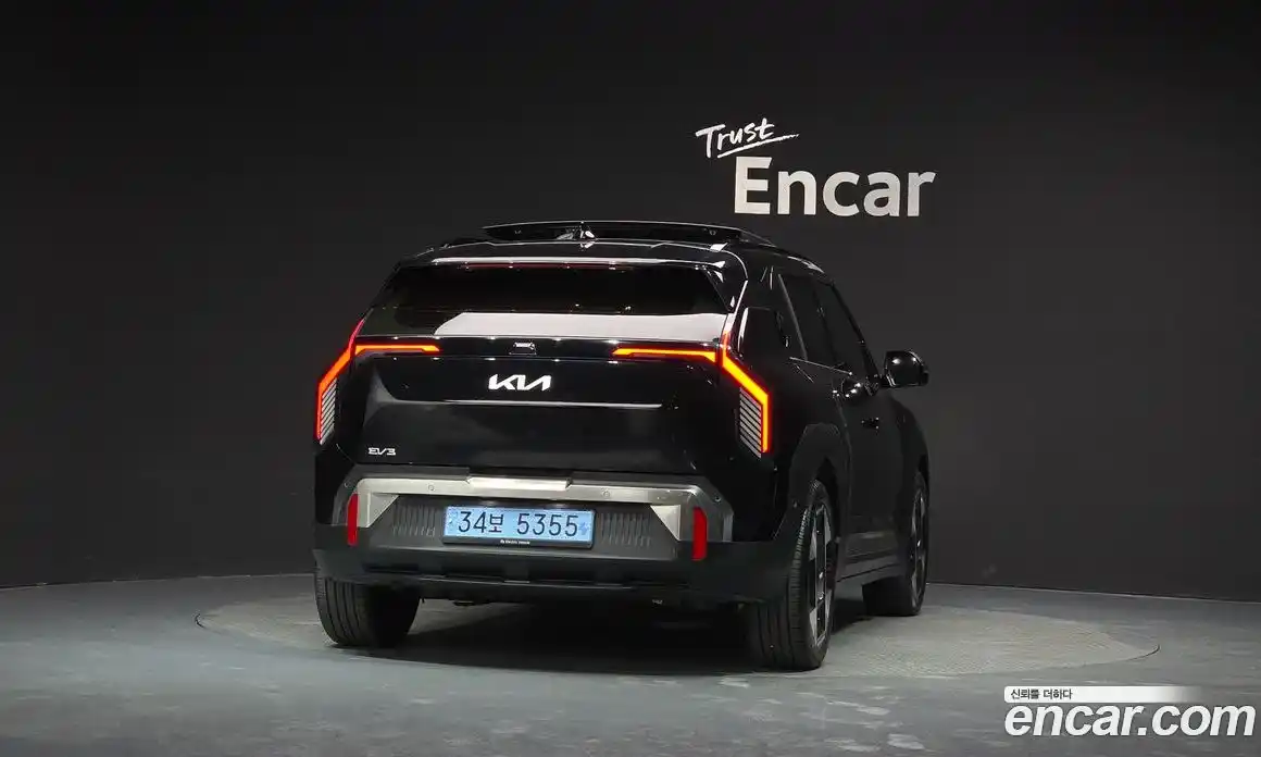 Kia EV3 2024 0.2 автомат (гидро), фото 4