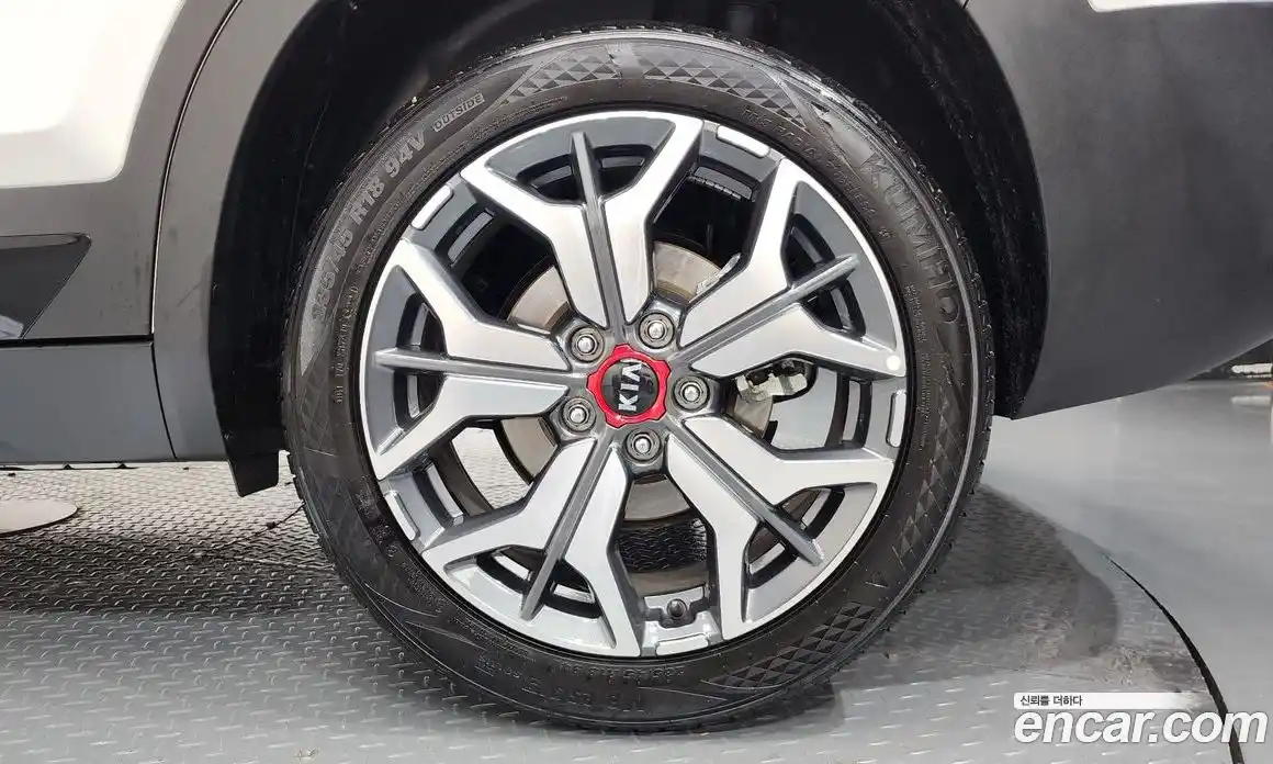 Kia Seltos 2021 1.6 автомат (гидро), фото 7