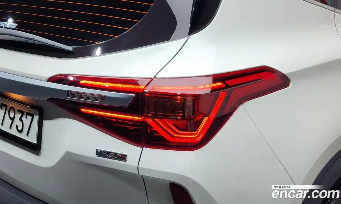 Kia Seltos 2021 1.6 автомат (гидро), фото 9