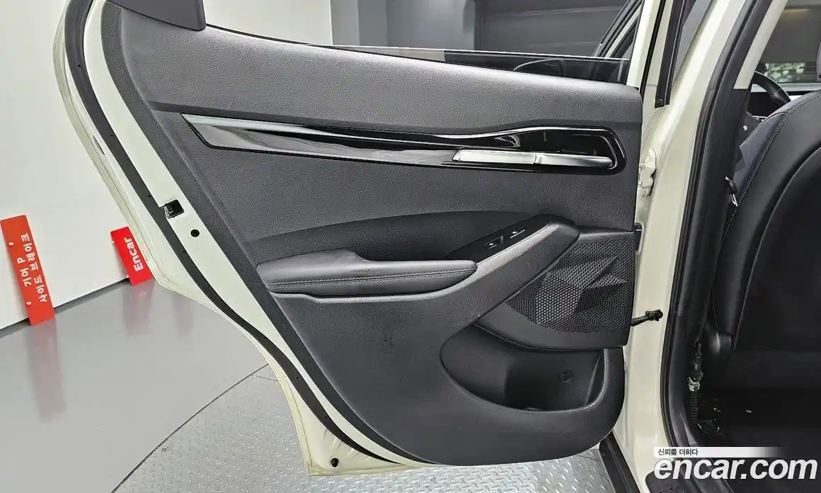 Kia Seltos 2022 2.0 автомат (гидро), фото 15