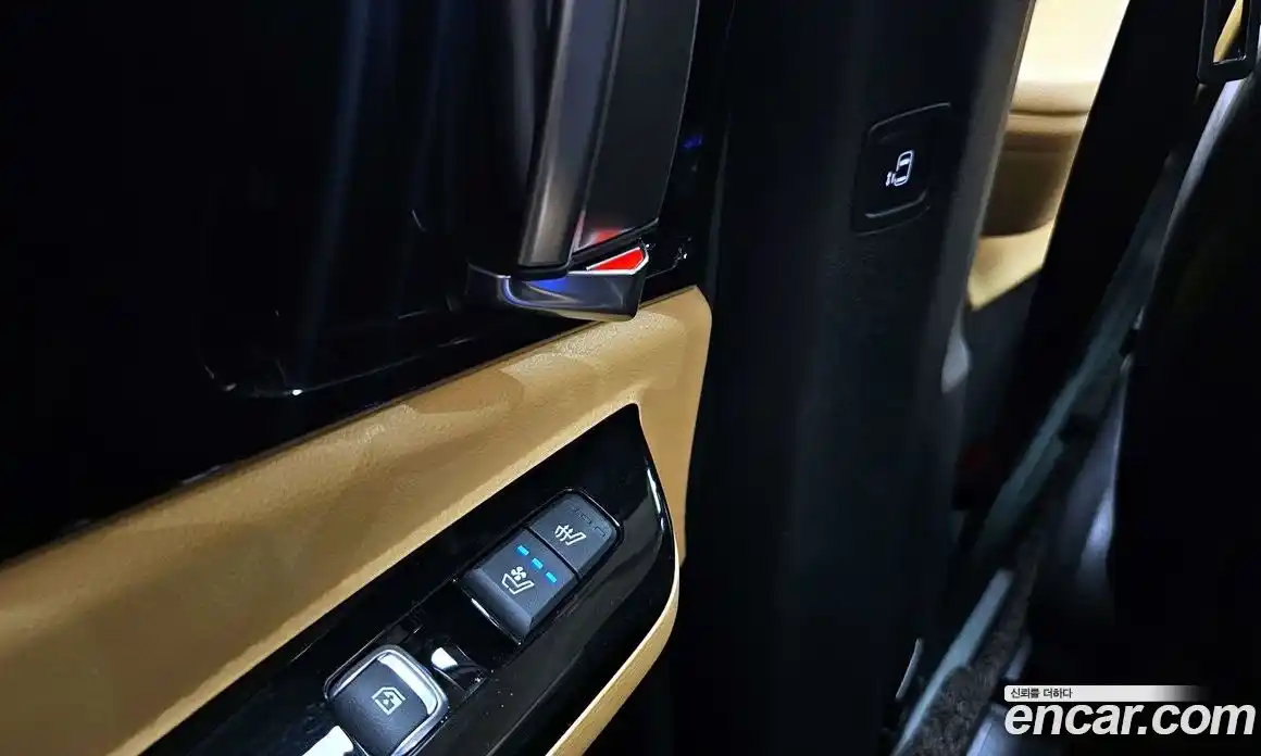 Kia Carnival 2021 2.2 автомат (гидро), фото 18