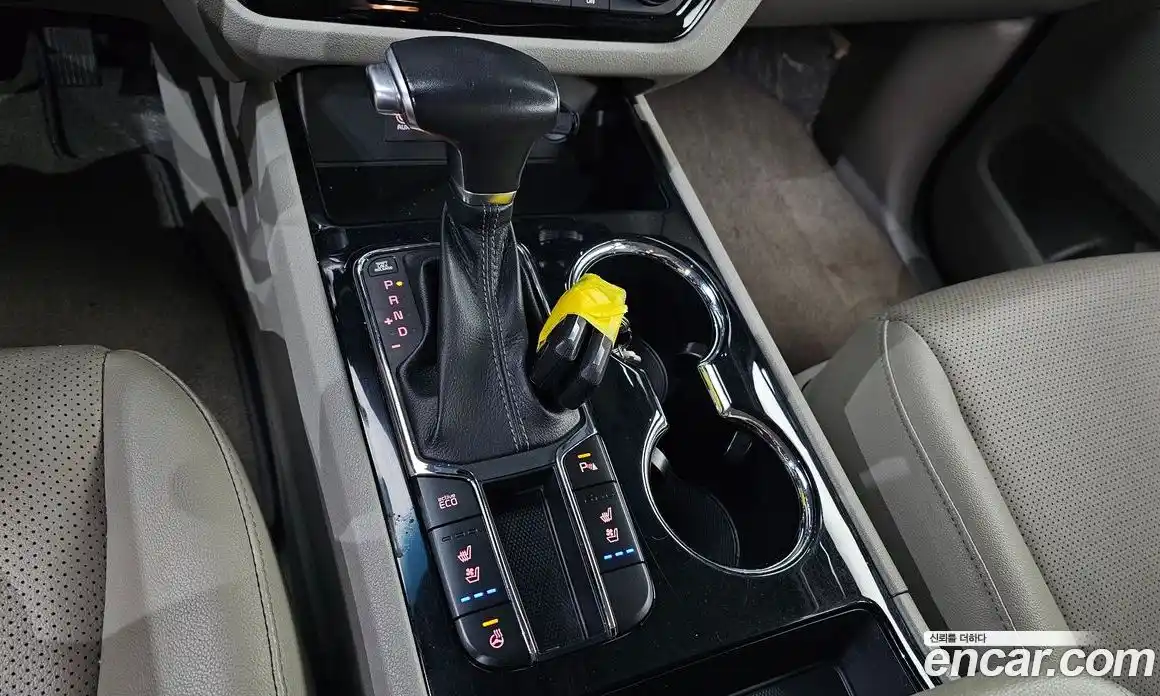 Kia Carnival 2018 2.2 автомат (гидро), фото 9