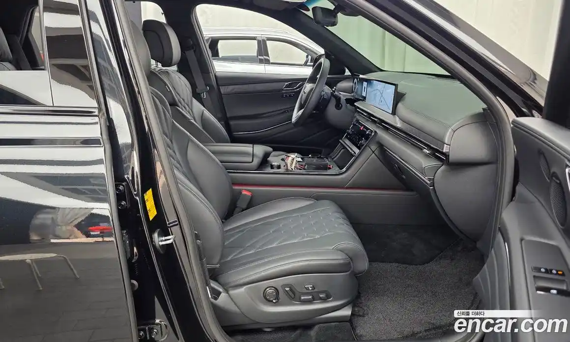 Genesis GV80 2025 2.5 автомат (гидро), фото 17