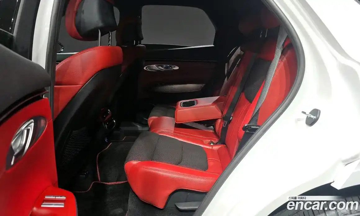 Genesis GV70 2022 2.5 автомат (гидро), фото 18