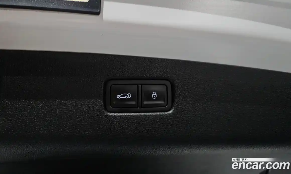 Genesis GV70 2022 2.5 автомат (гидро), фото 26