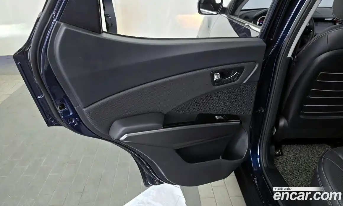 SsangYong TIBOLI 2017 1.6 автомат (гидро), фото 15