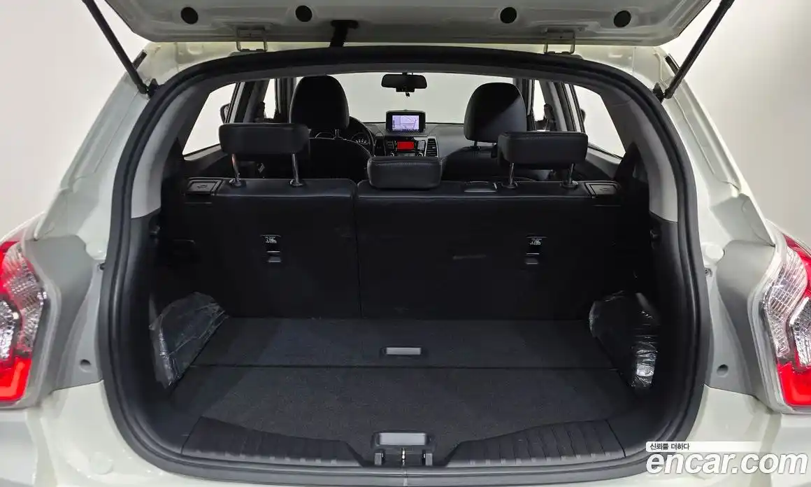 SsangYong TIBOLI 2017 1.6 автомат (гидро), фото 16