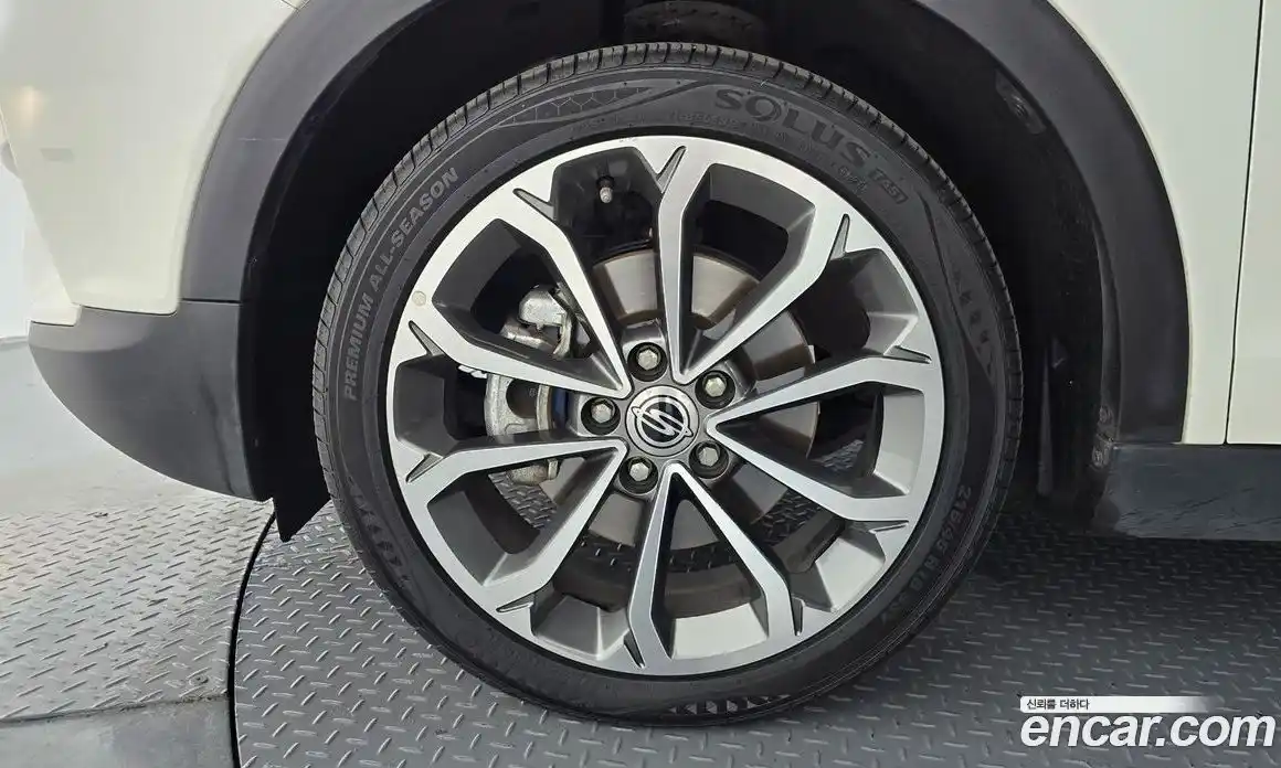 SsangYong TIBOLI 2017 1.6 автомат (гидро), фото 5