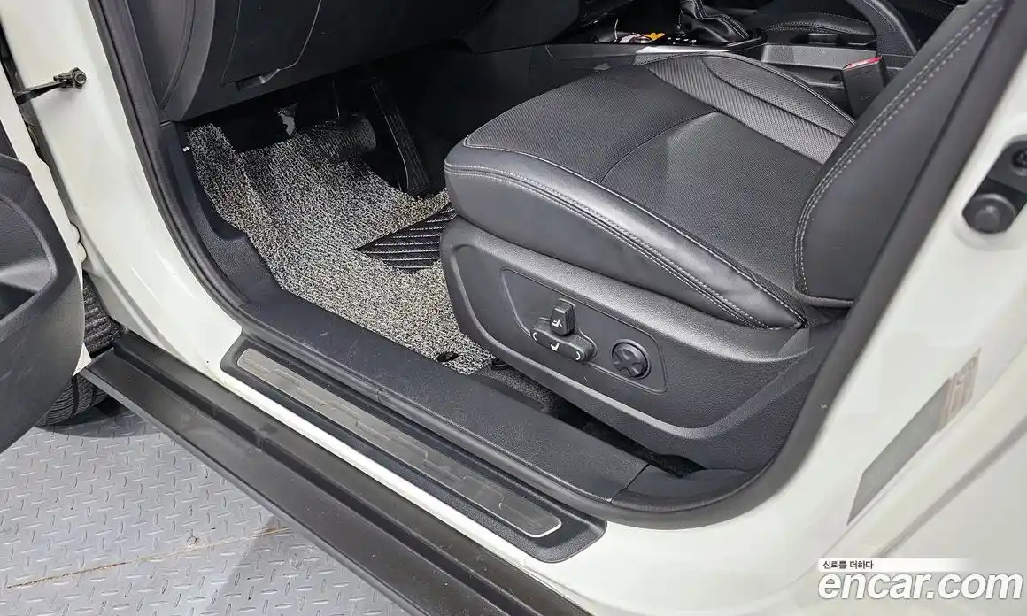 SsangYong TIBOLI 2019 1.5 автомат (гидро), фото 16