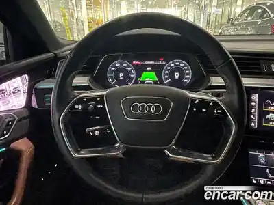 Audi e-tron 2022 0.2 автомат (гидро), миниатюра 11