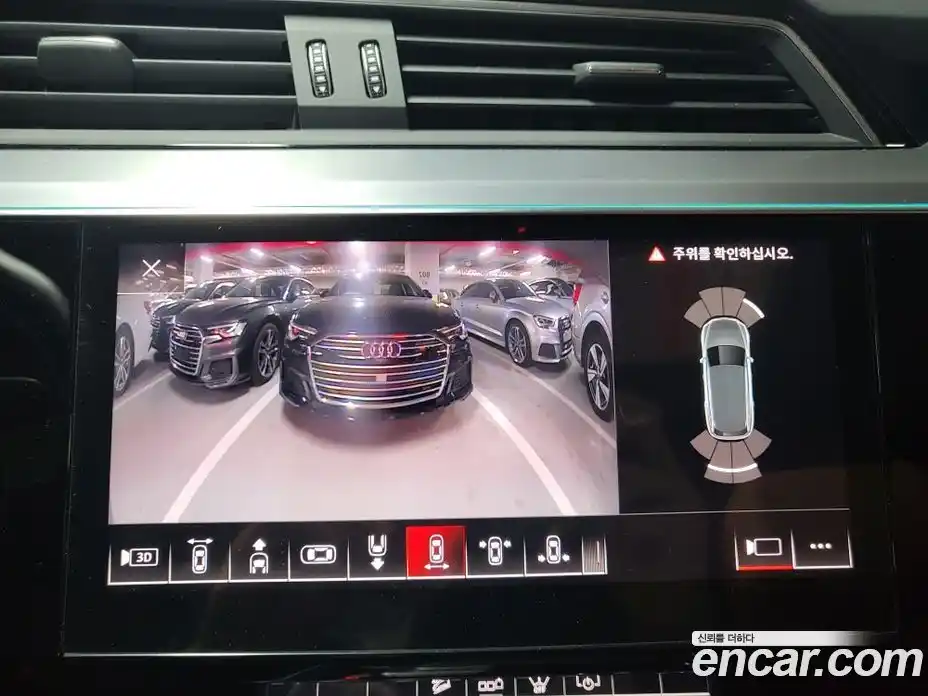 Audi e-tron 2022 0.2 автомат (гидро), фото 8