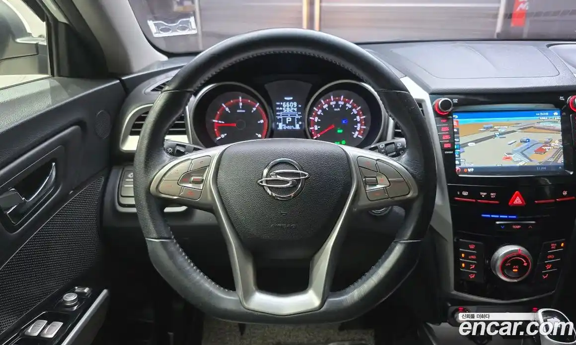 SsangYong TIBOLI 2015 1.6 автомат (гидро), фото 19