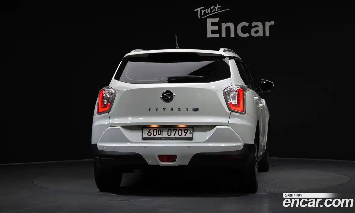 SsangYong TIBOLI 2015 1.6 автомат (гидро), фото 4