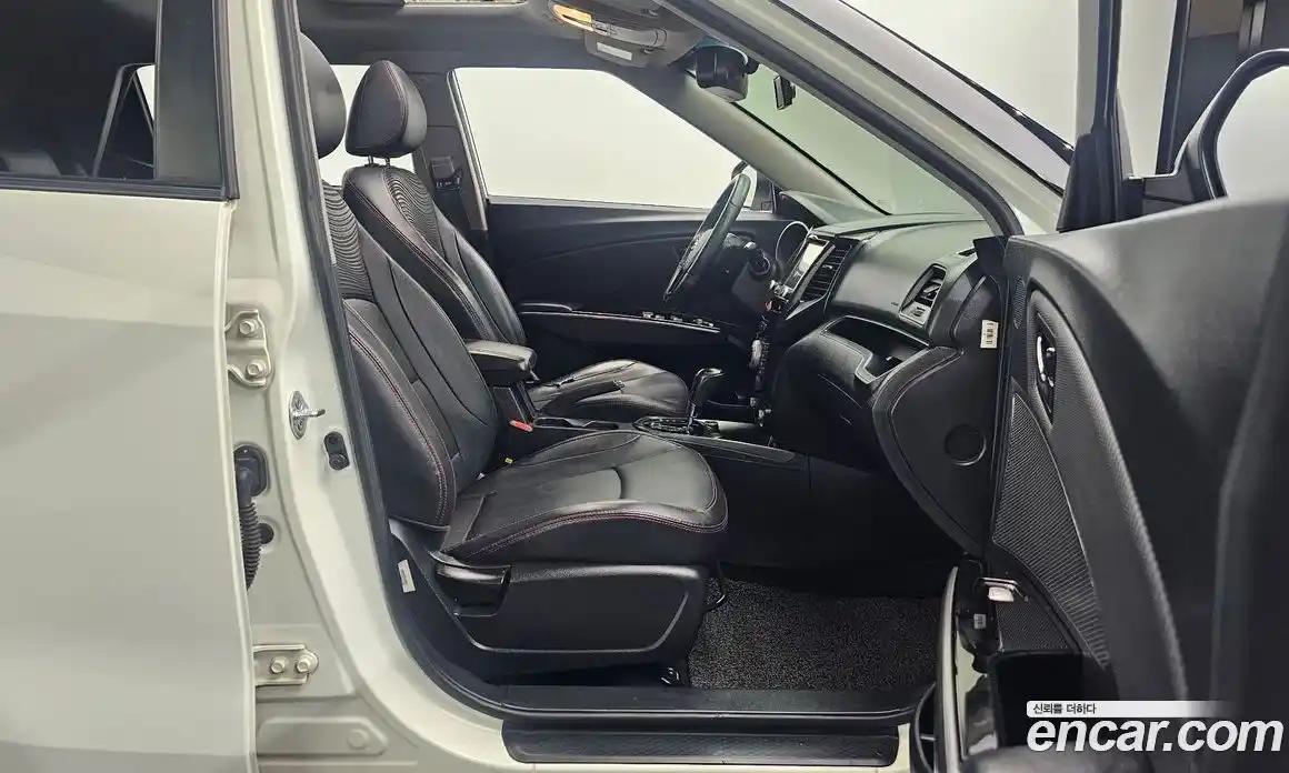SsangYong TIBOLI 2017 1.6 автомат (гидро), фото 15