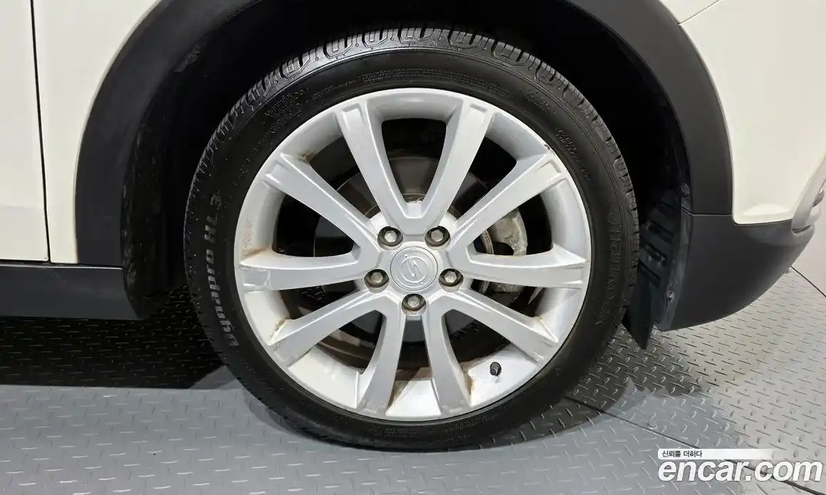 SsangYong TIBOLI 2017 1.6 автомат (гидро), фото 6