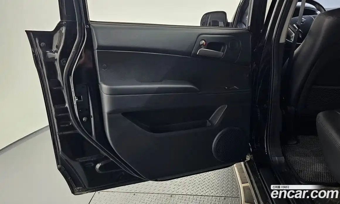 SsangYong Korando 2016 2.0 автомат (гидро), фото 15