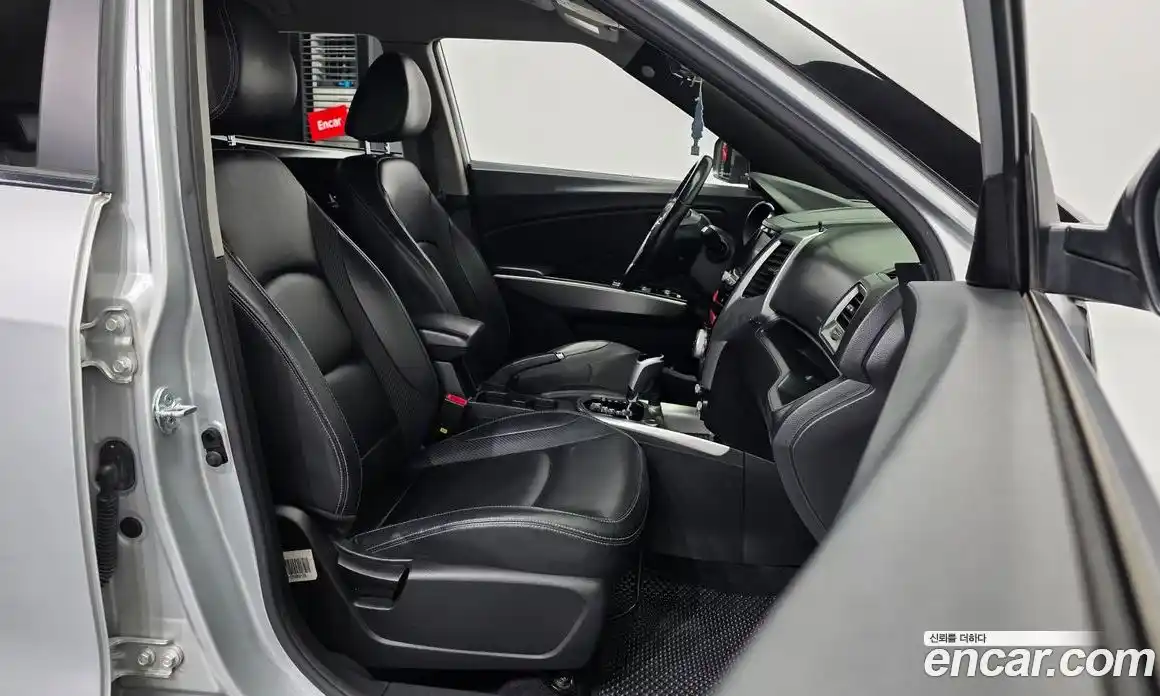 SsangYong TIBOLI 2015 1.6 автомат (гидро), фото 11