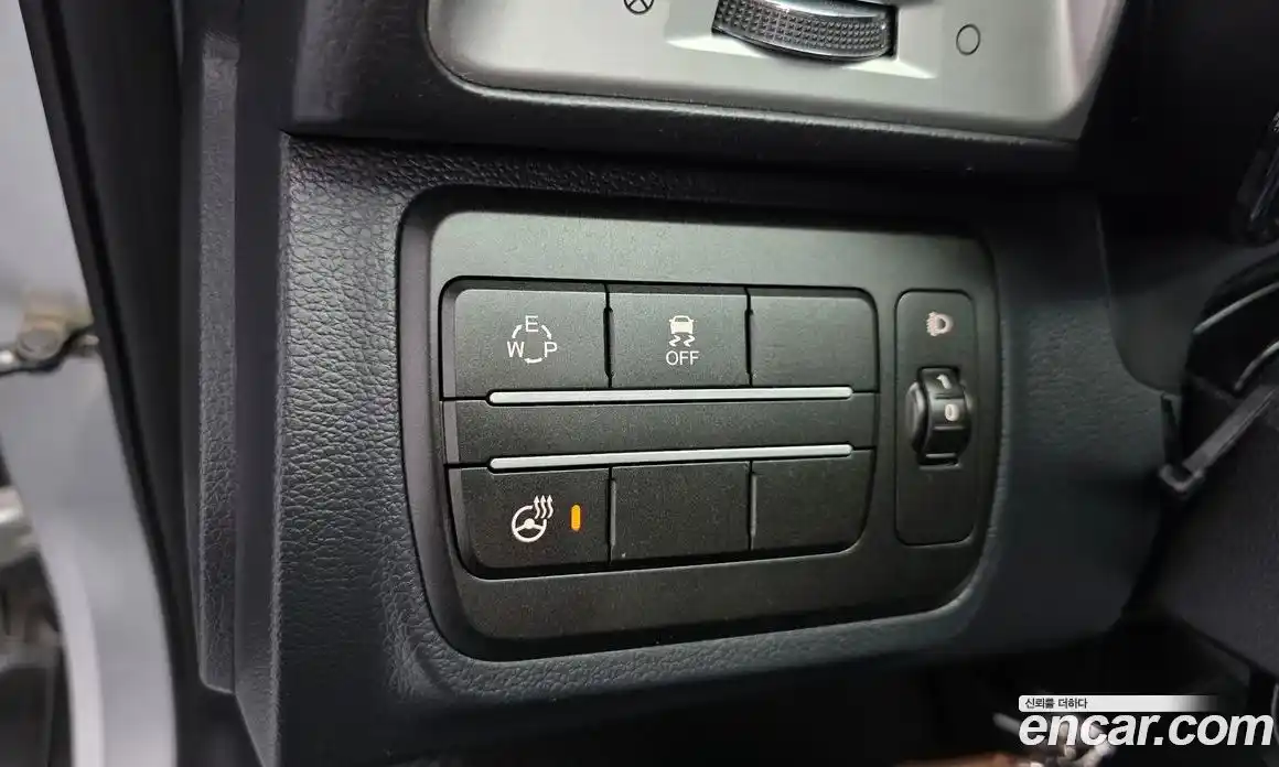 SsangYong TIBOLI 2015 1.6 автомат (гидро), фото 17