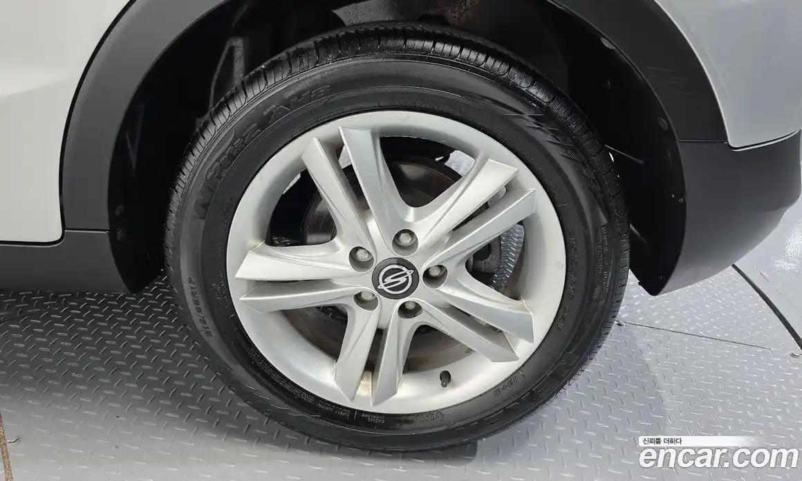 SsangYong TIBOLI 2015 1.6 автомат (гидро), фото 5