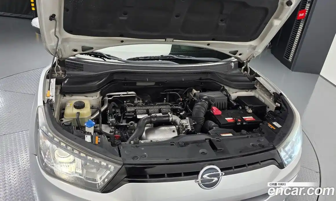 SsangYong TIBOLI 2015 1.6 автомат (гидро), фото 6