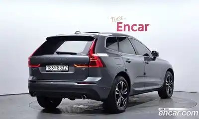 Volvo XC60 2019 2.0 автомат (гидро), миниатюра 2