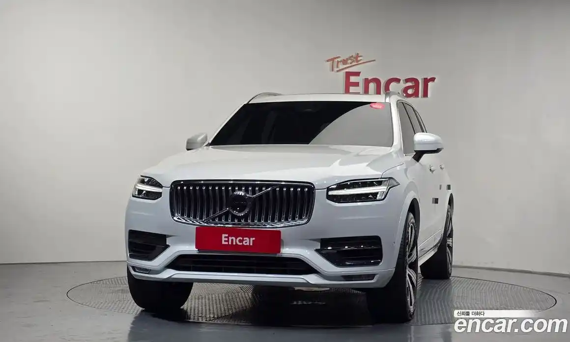 Volvo XC90 2023 2.0 автомат (гидро), фото 3