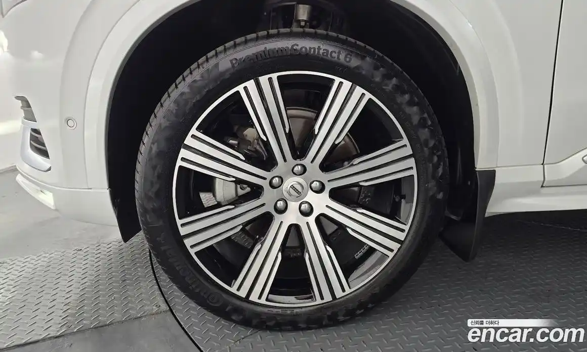 Volvo XC90 2023 2.0 автомат (гидро), фото 5