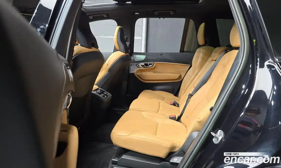 Volvo XC90 2023 2.0 автомат (гидро), фото 18