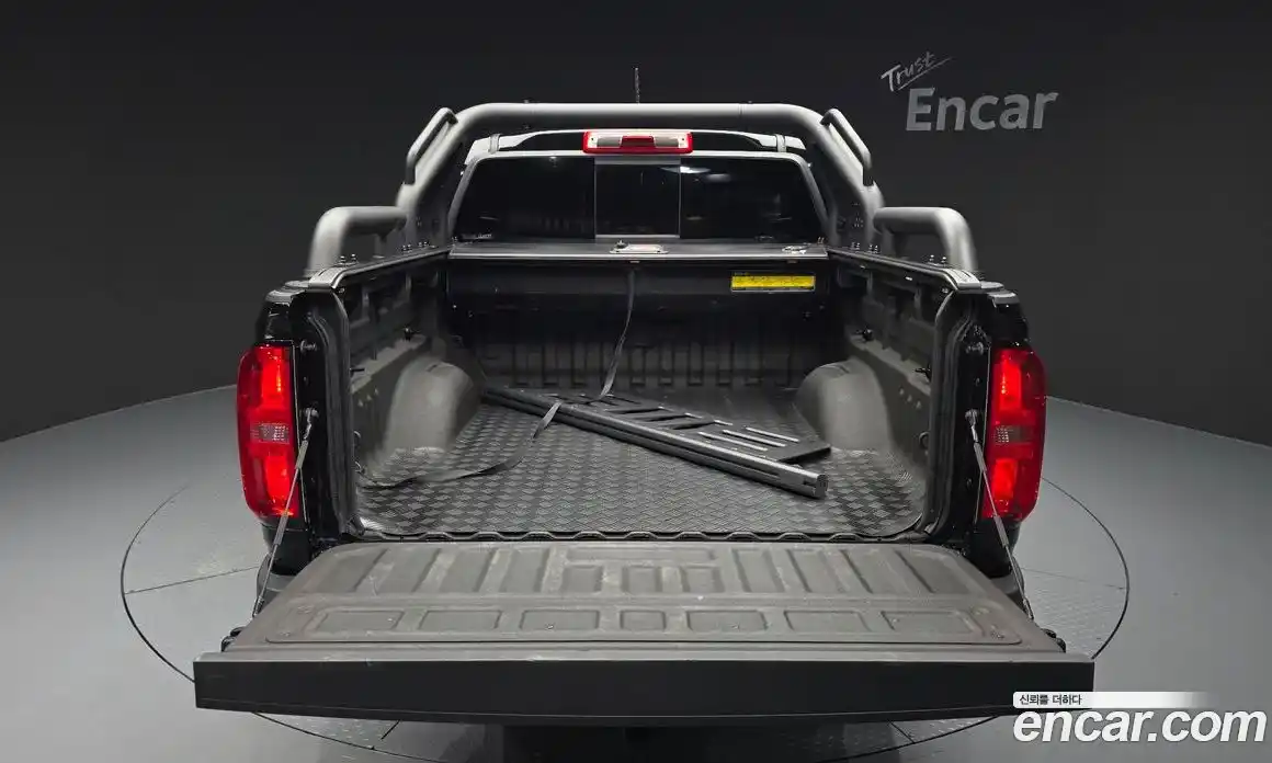 Chevrolet Colorado 2022 3.6 автомат (гидро), фото 26