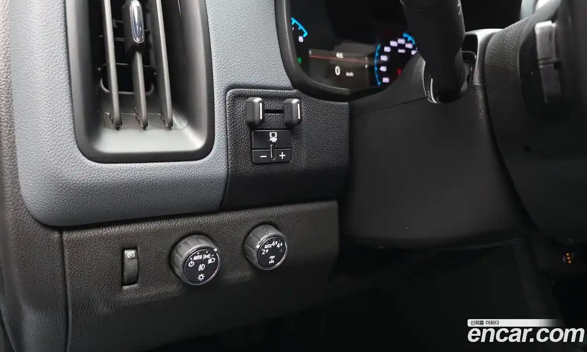 Chevrolet Colorado 2022 3.6 автомат (гидро), фото 28