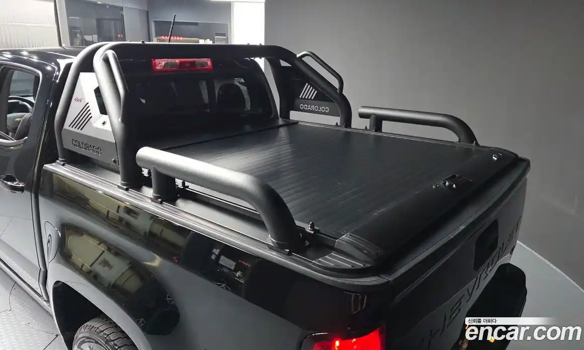Chevrolet Colorado 2022 3.6 автомат (гидро), фото 29