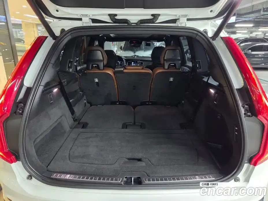Volvo XC90 2022 2.0 автомат (гидро), фото 6