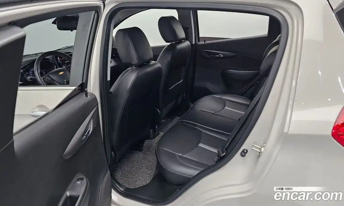 Chevrolet Spark 2018 1.0 автомат (гидро), фото 18