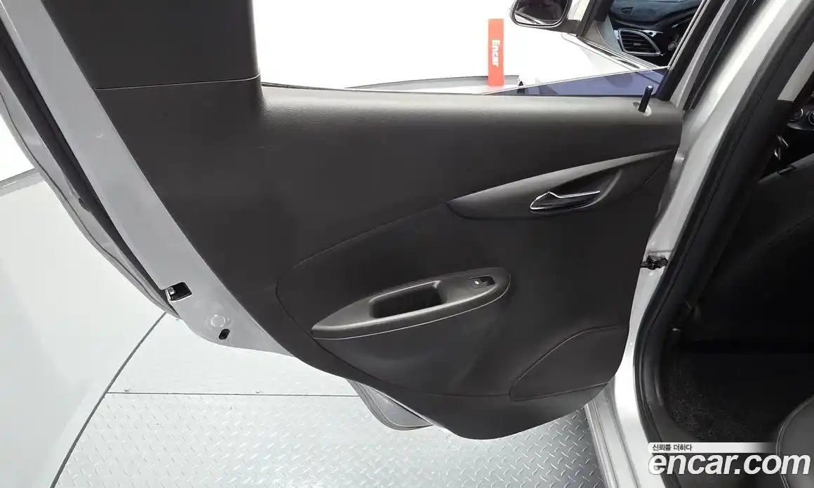 Chevrolet Spark 2019 1.0 автомат (гидро), фото 15